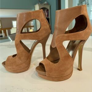 Bebe Cassandra booties.  Size 7